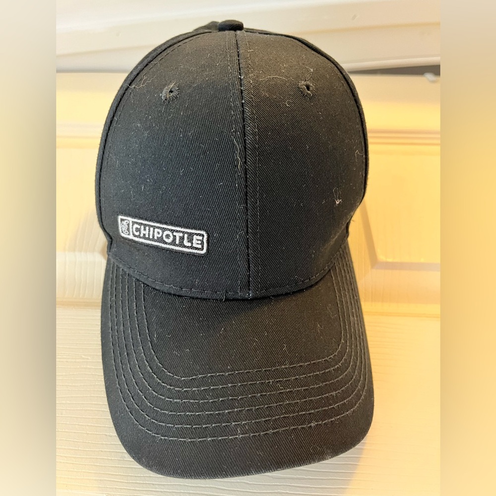 🐓 Chipotle Hat - Picture 2 of 5